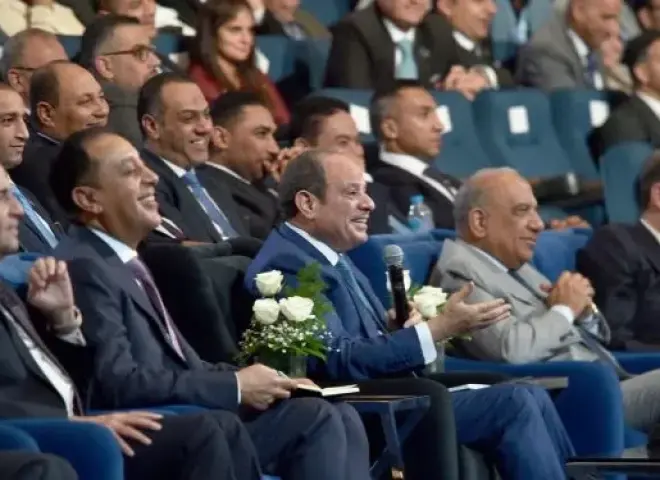 الرئيس السيسي: مصر تستعد لاستصلاح 10 مليون فدان في حالة وجود الموارد المائية اللازمة