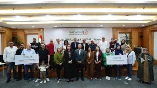 البنك الأهلي المصري يوزع جوائز صيف 2026 النقدية على 60 فائزًا من العملاء